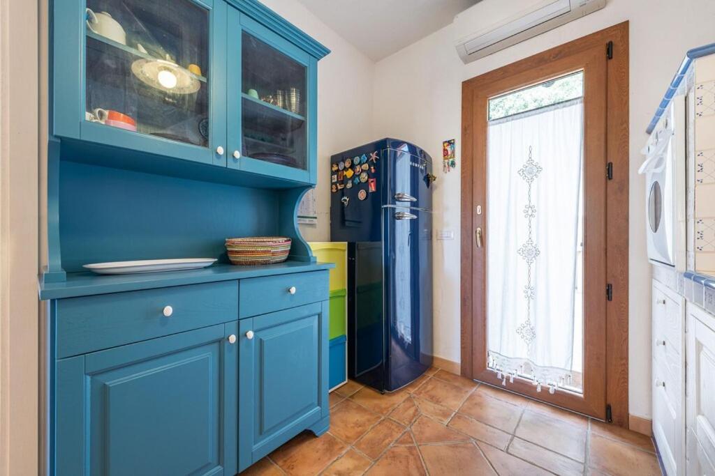La Marea Villa Chia Luaran gambar