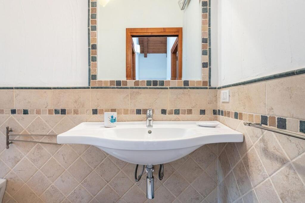 La Marea Villa Chia Luaran gambar